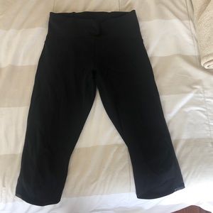 Lululemon cropped leggings